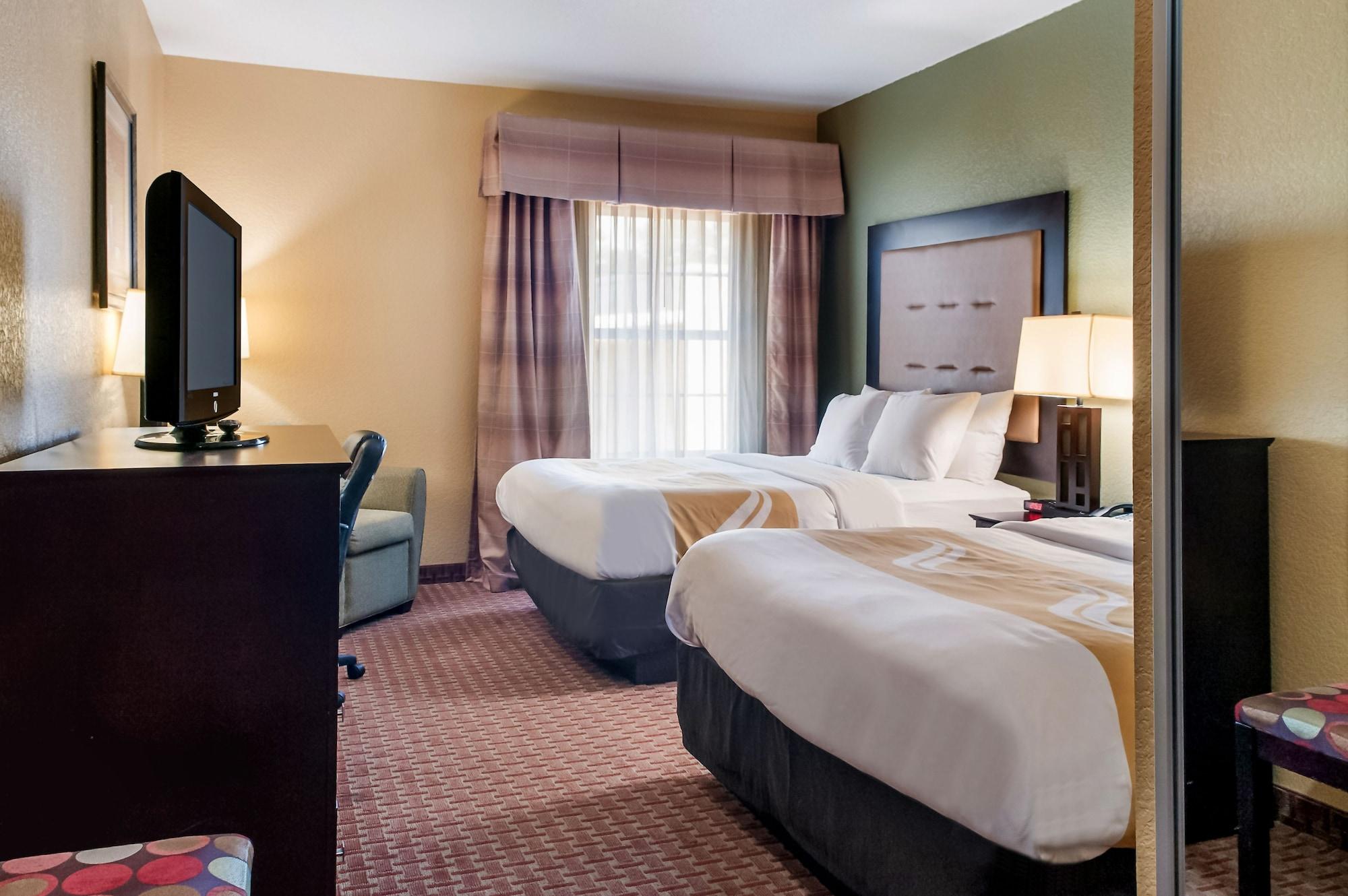 Quality Inn & Suites Слиделл Экстерьер фото