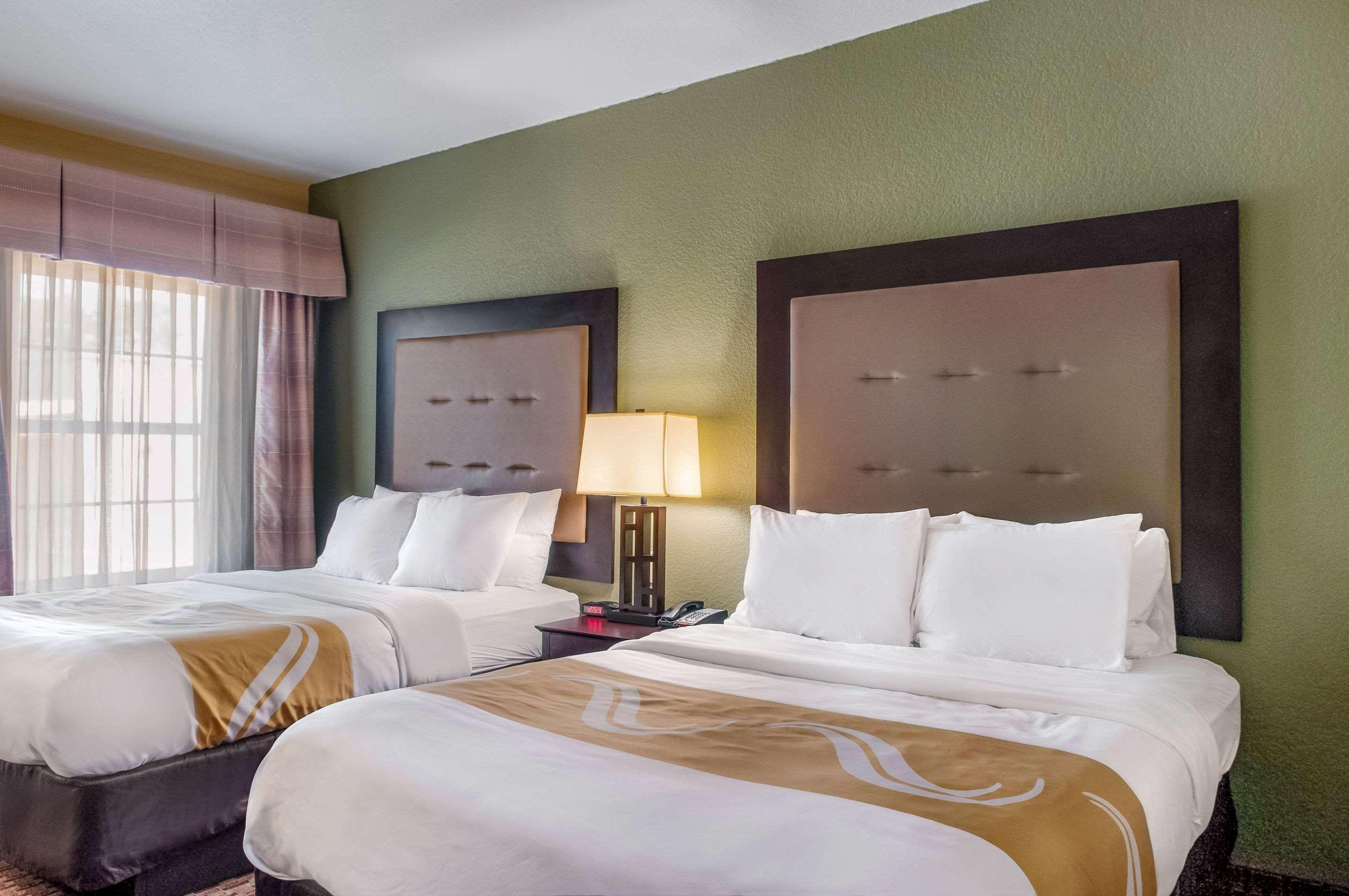 Quality Inn & Suites Слиделл Экстерьер фото
