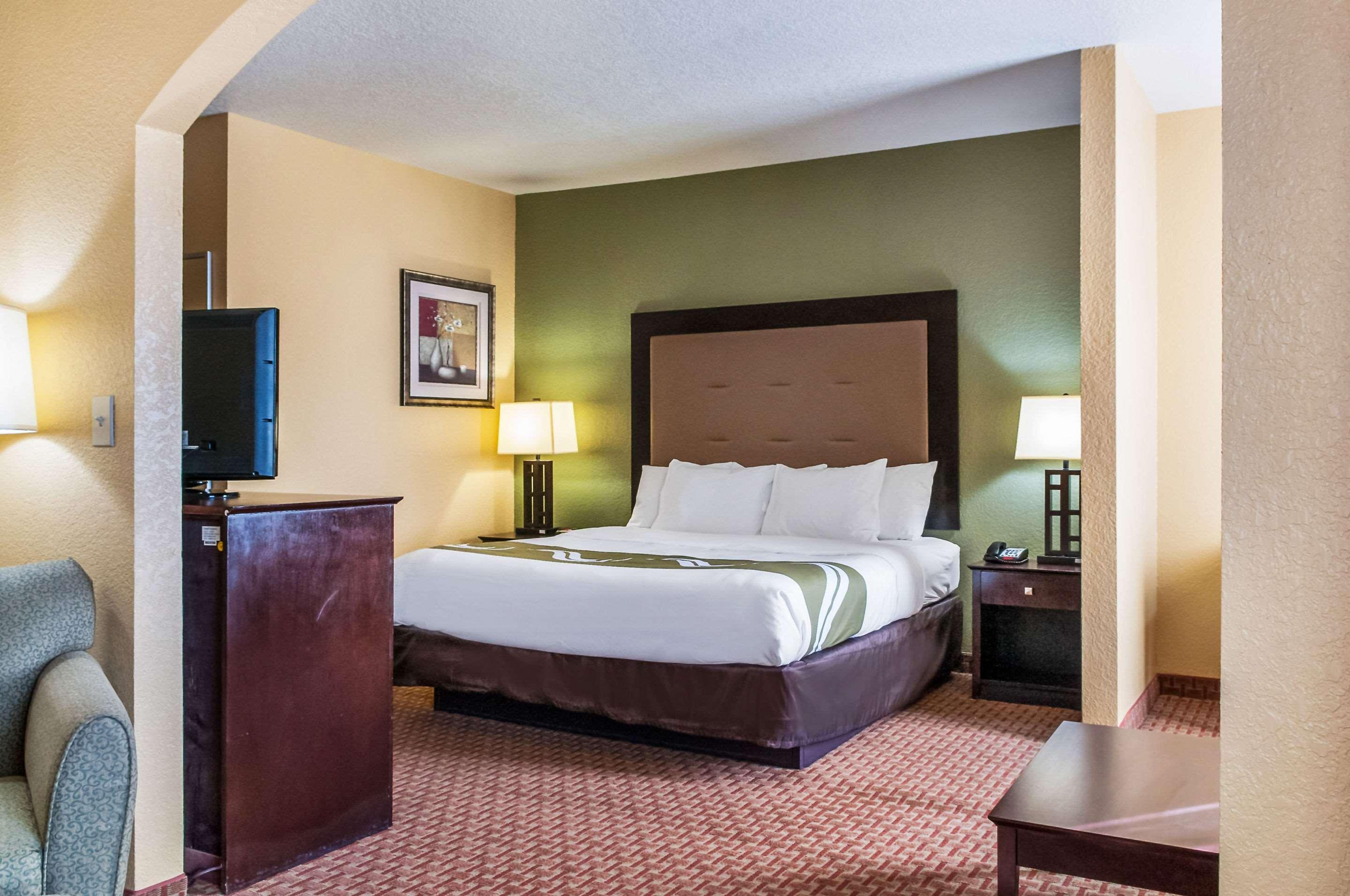 Quality Inn & Suites Слиделл Экстерьер фото