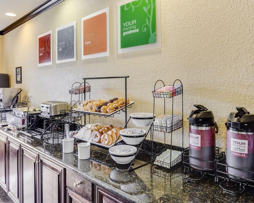 Quality Inn & Suites Слиделл Экстерьер фото