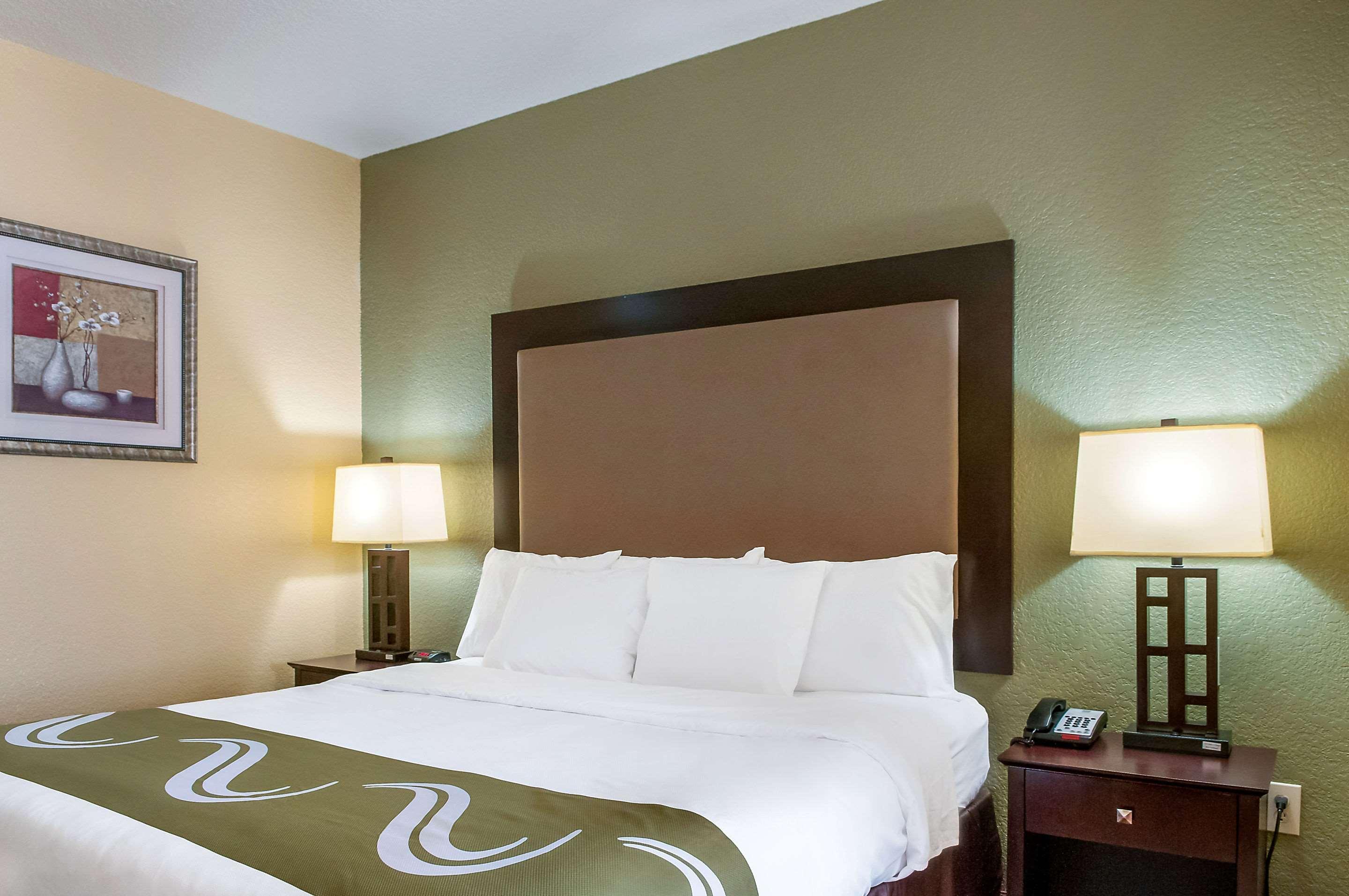 Quality Inn & Suites Слиделл Экстерьер фото
