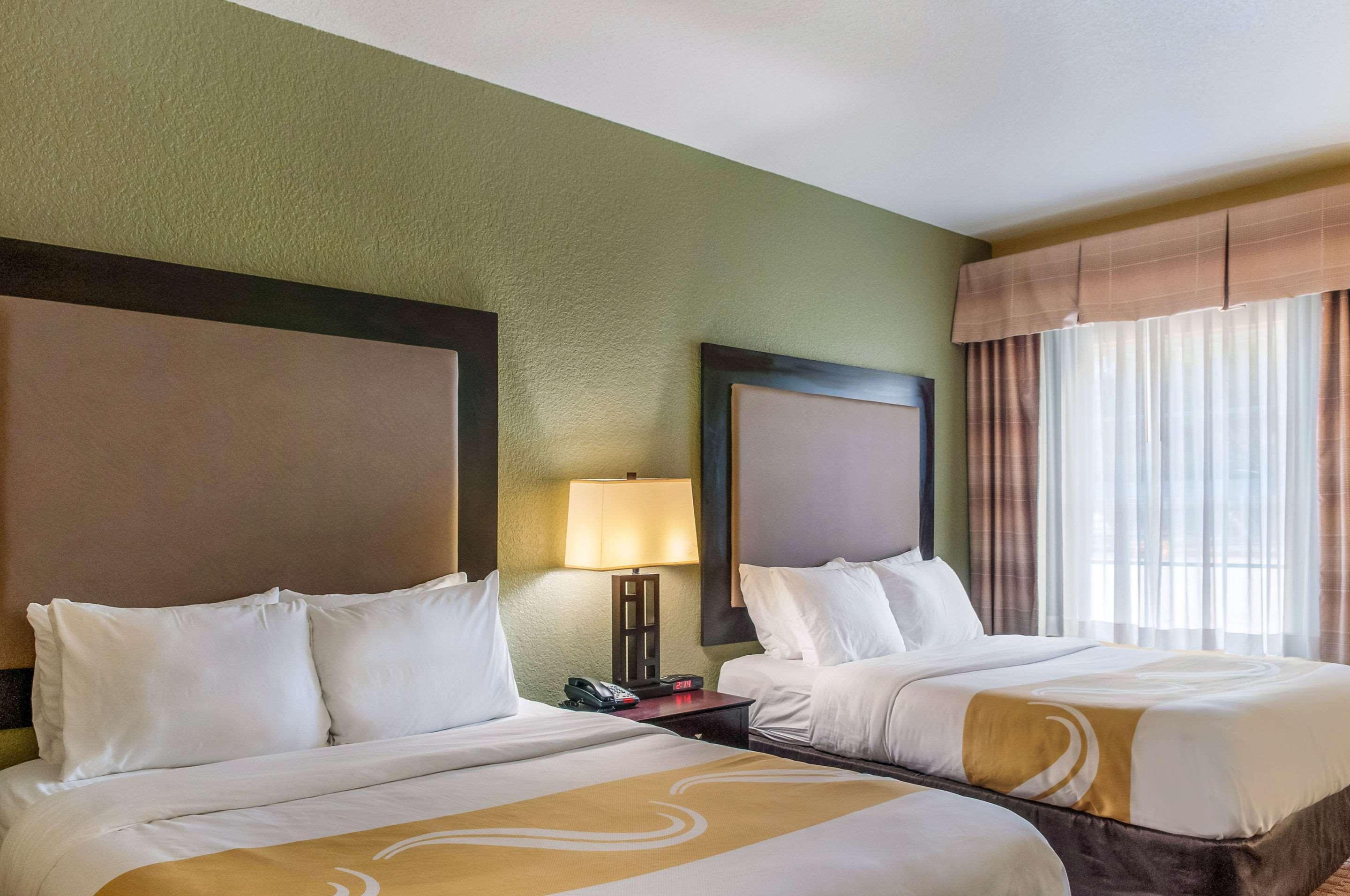 Quality Inn & Suites Слиделл Экстерьер фото