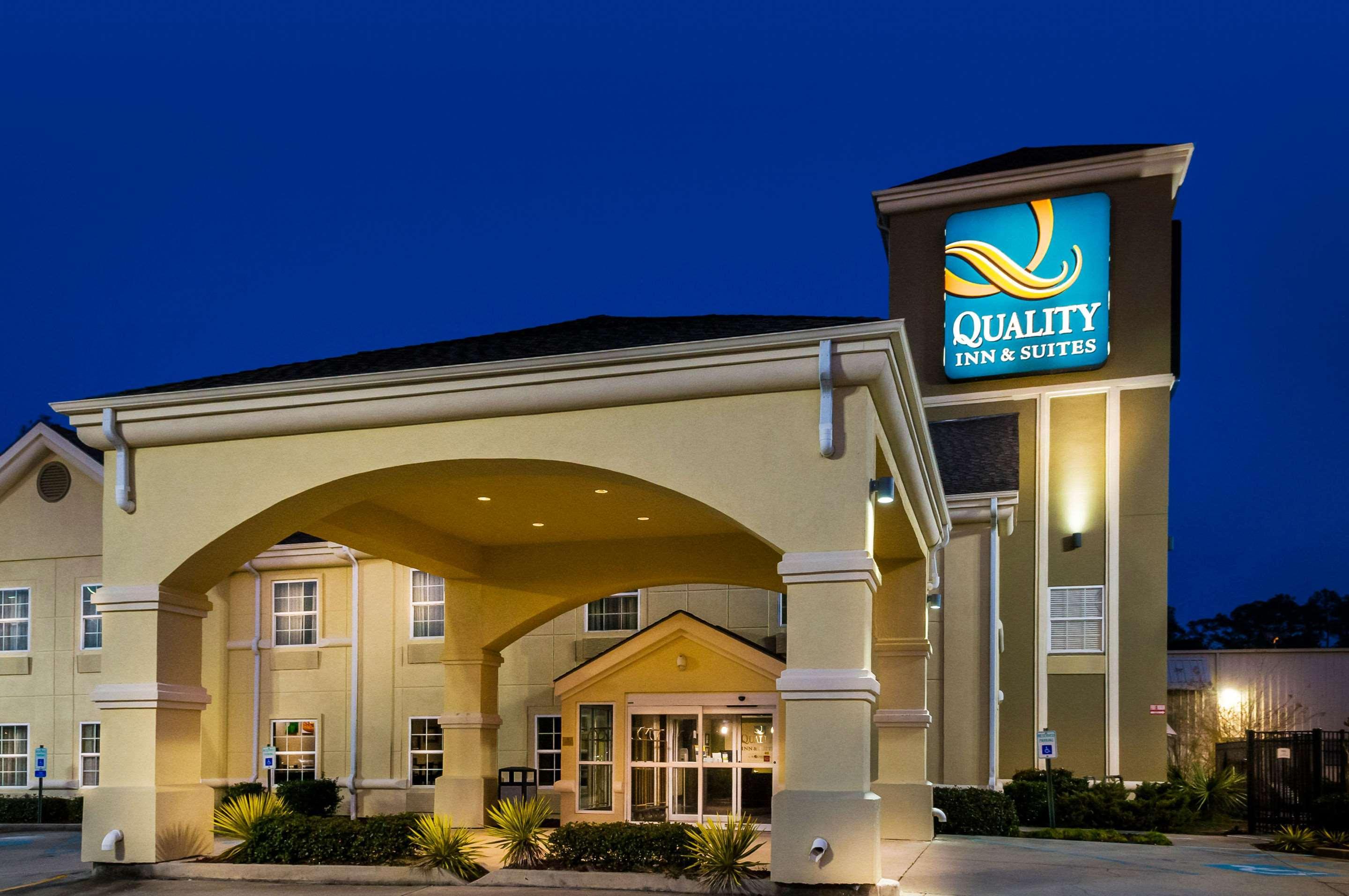 Quality Inn & Suites Слиделл Экстерьер фото