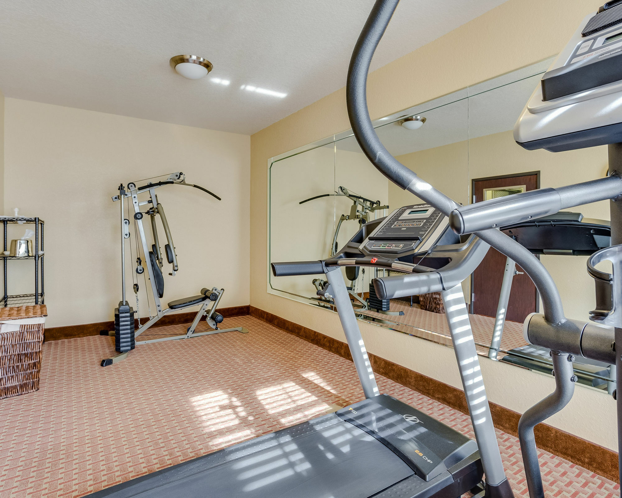 Quality Inn & Suites Слиделл Экстерьер фото