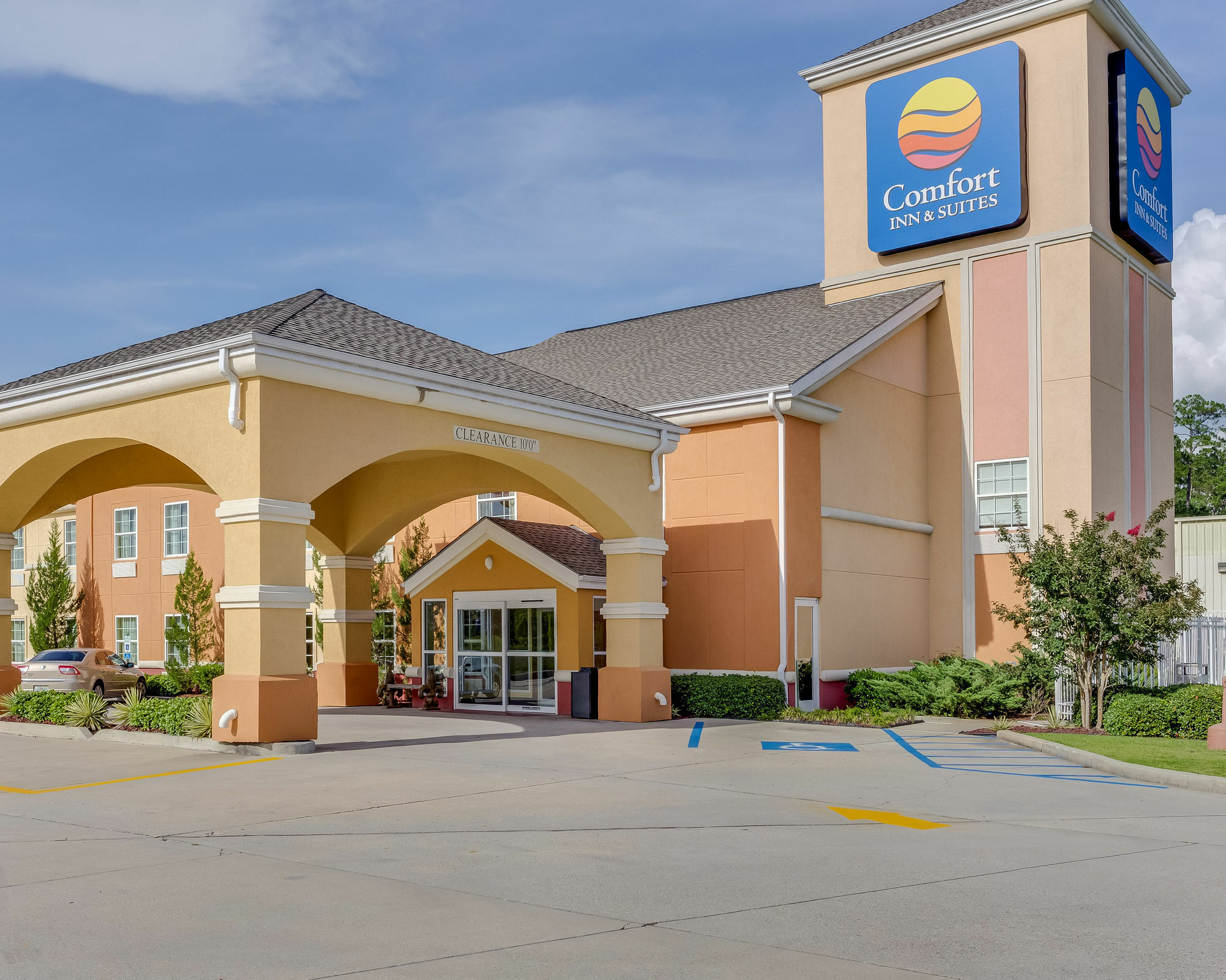 Quality Inn & Suites Слиделл Экстерьер фото