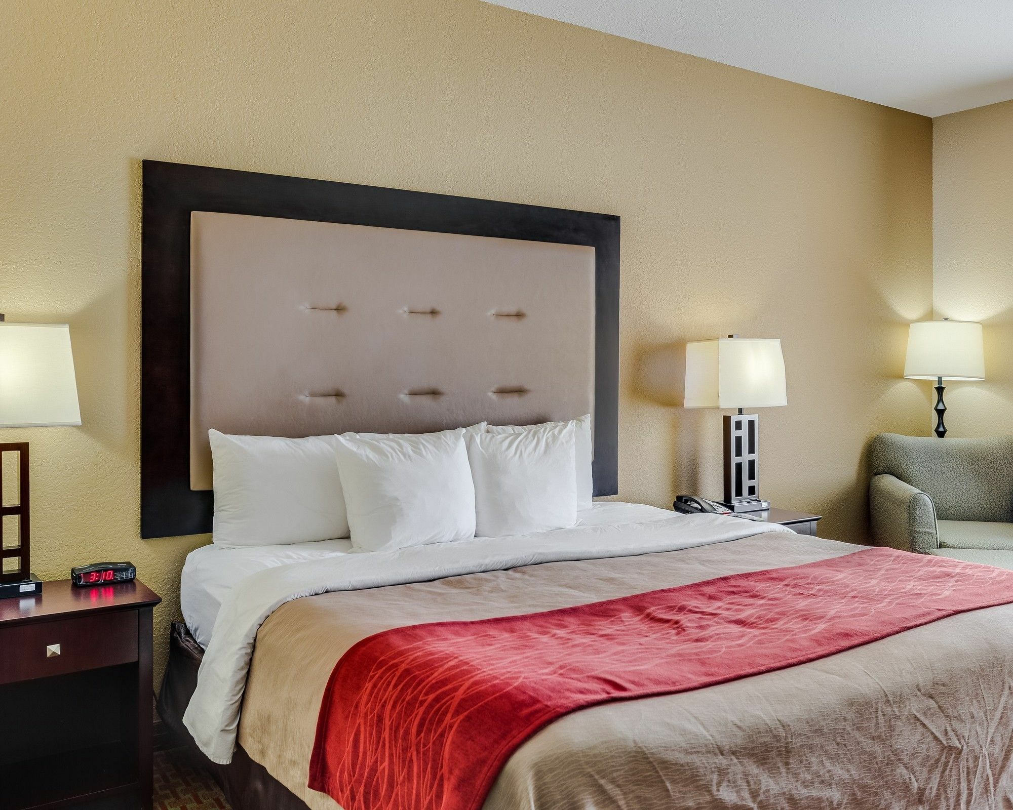 Quality Inn & Suites Слиделл Экстерьер фото